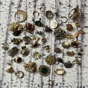 47 Vintage Gold and Silver Earrings Collection no matches.